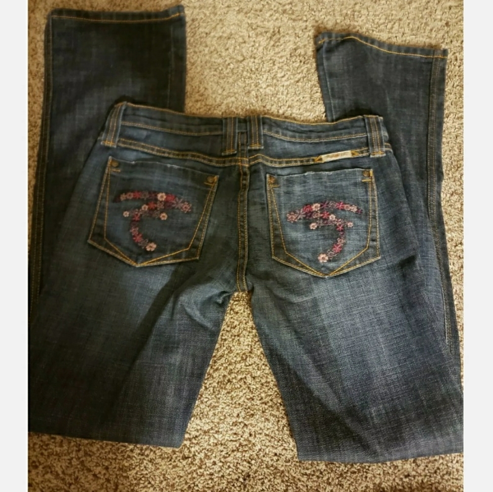 Frankie b sz 6